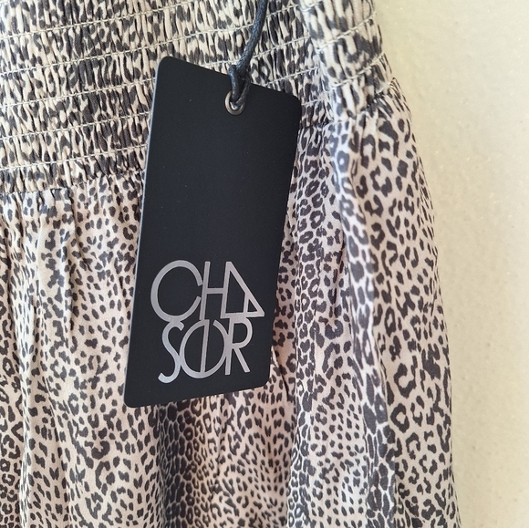 Chaser Women's Shorts Leopard print Size S - Picture 4 of 5